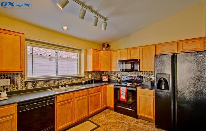 đèn led rọi ray gia đình